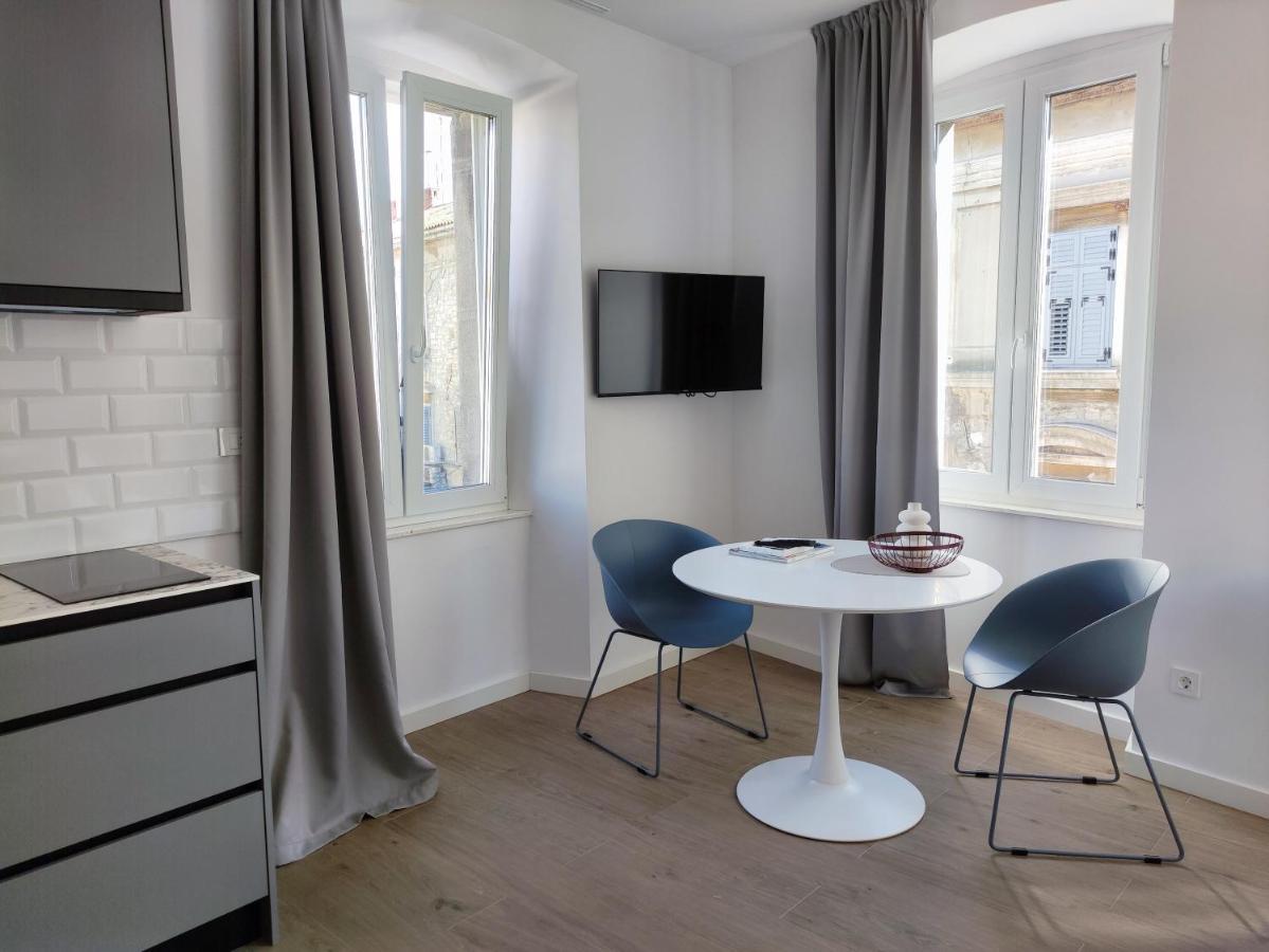 Nik Studio Apartments Póla Kültér fotó